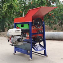 Машина за белене и вършитба на царевица